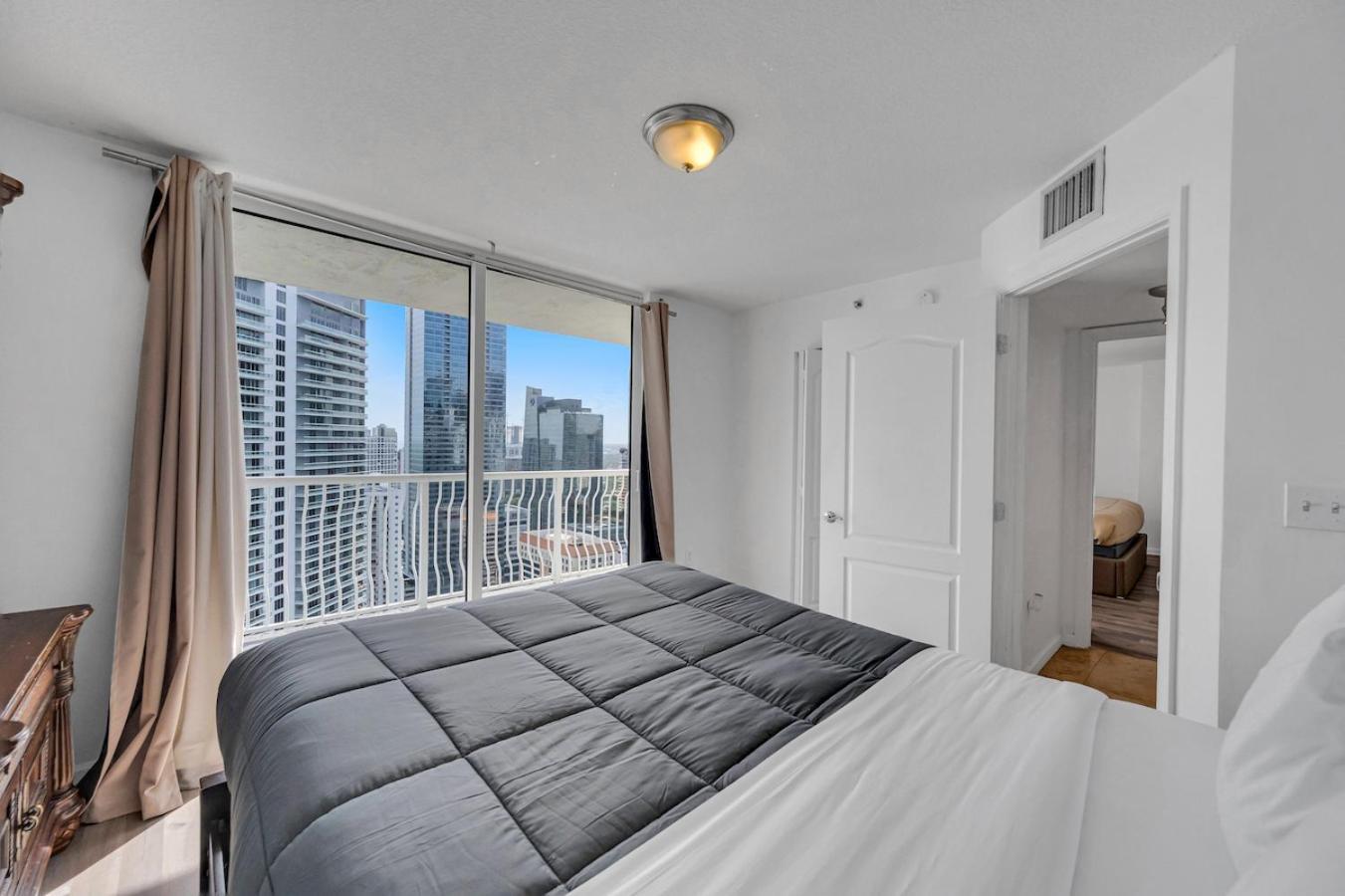 *Luxurious Highrise 2Brcondo Brickell- Waterviews* Miami Exterior photo