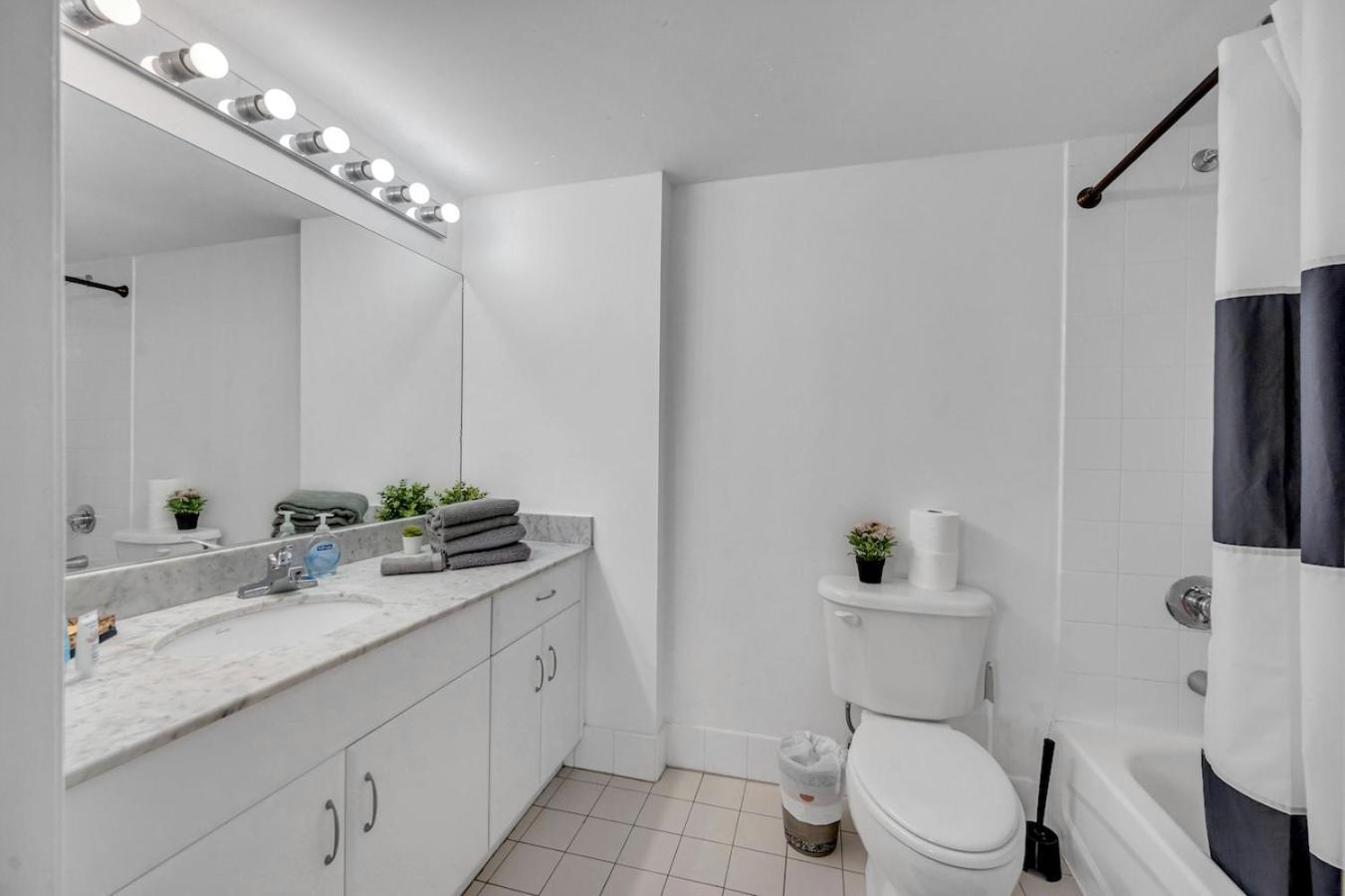 *Luxurious Highrise 2Brcondo Brickell- Waterviews* Miami Exterior photo